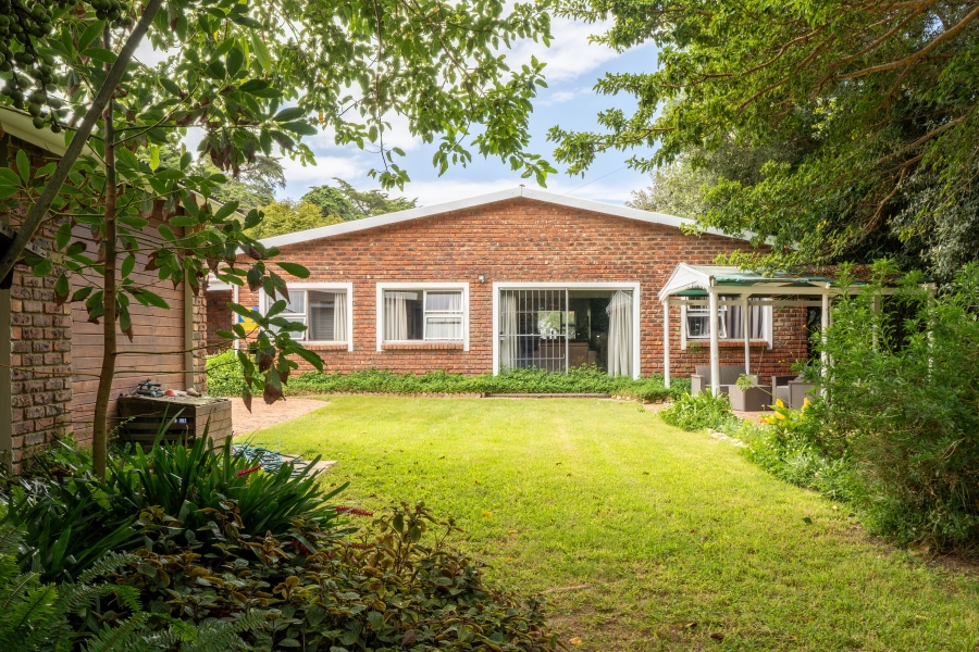 4 Bedroom Property for Sale in The Village Western Cape